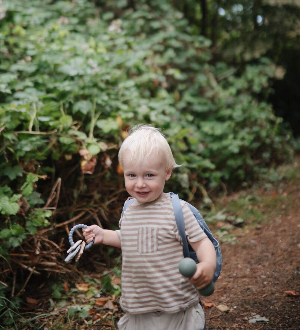 MUSHIE Teething Ring - Space