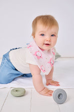 Load image into Gallery viewer, Princess Bundle of 3 Bibs
